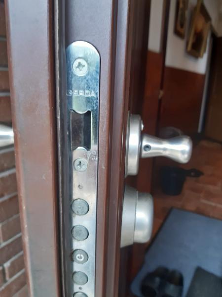 Ремонт железной двери вскрытие замена замка ключей Григорово Гжель Куровское — фото 4